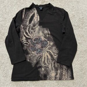 Woman’s Brown Graphic Shirt